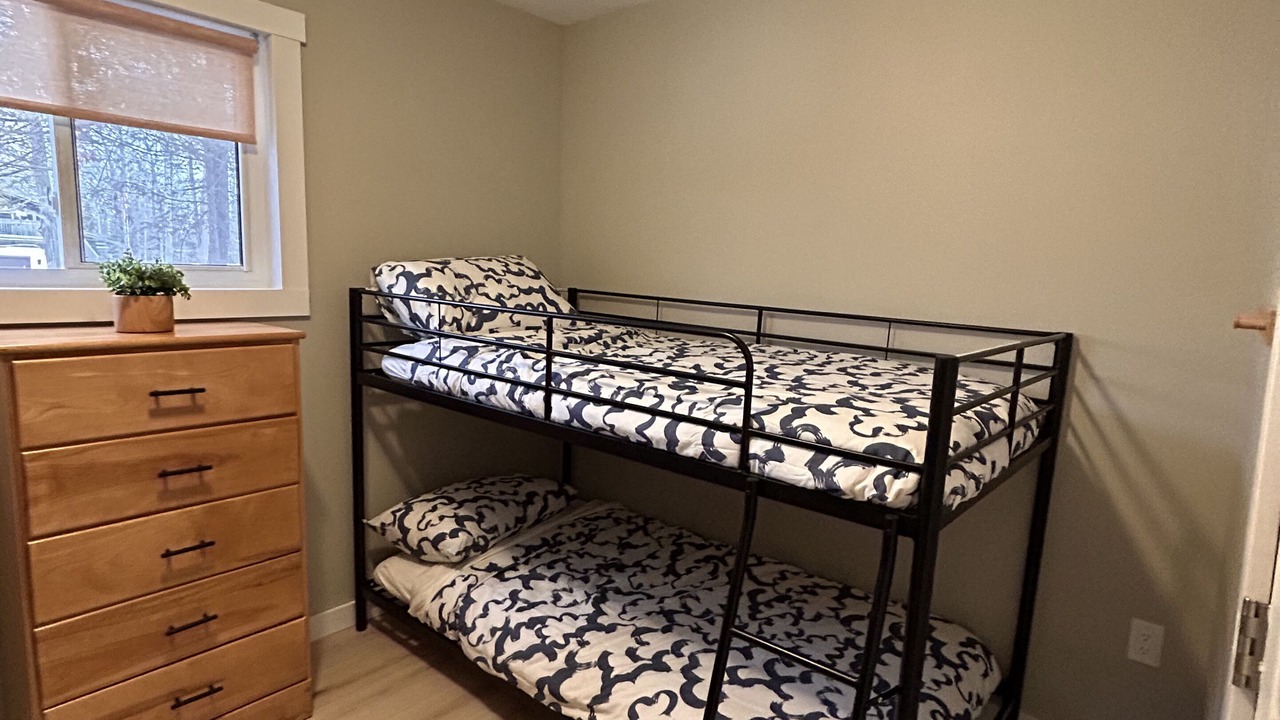 Photo of Bedroom in Sauble Beach