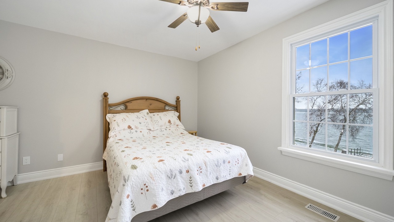 Photo of Bedroom in Severn