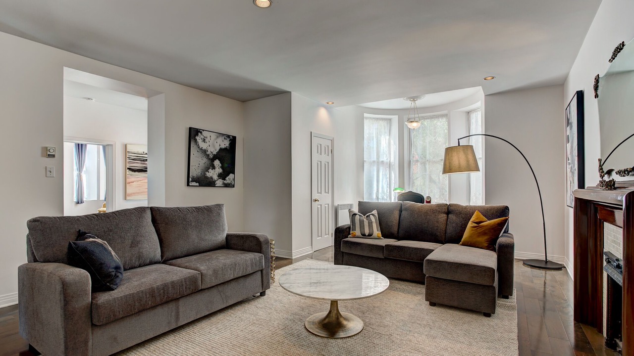 Photo of Livingroom in Latin Quarter
