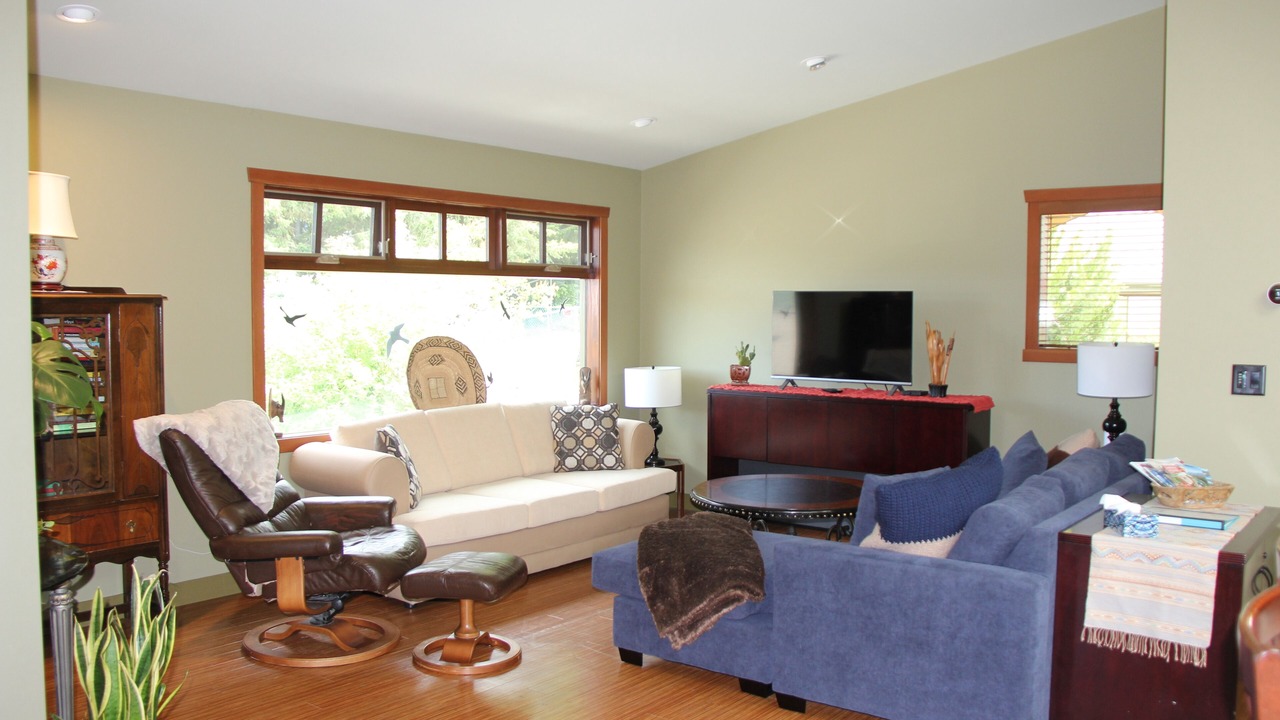 Photo of Livingroom in Central Okanagan