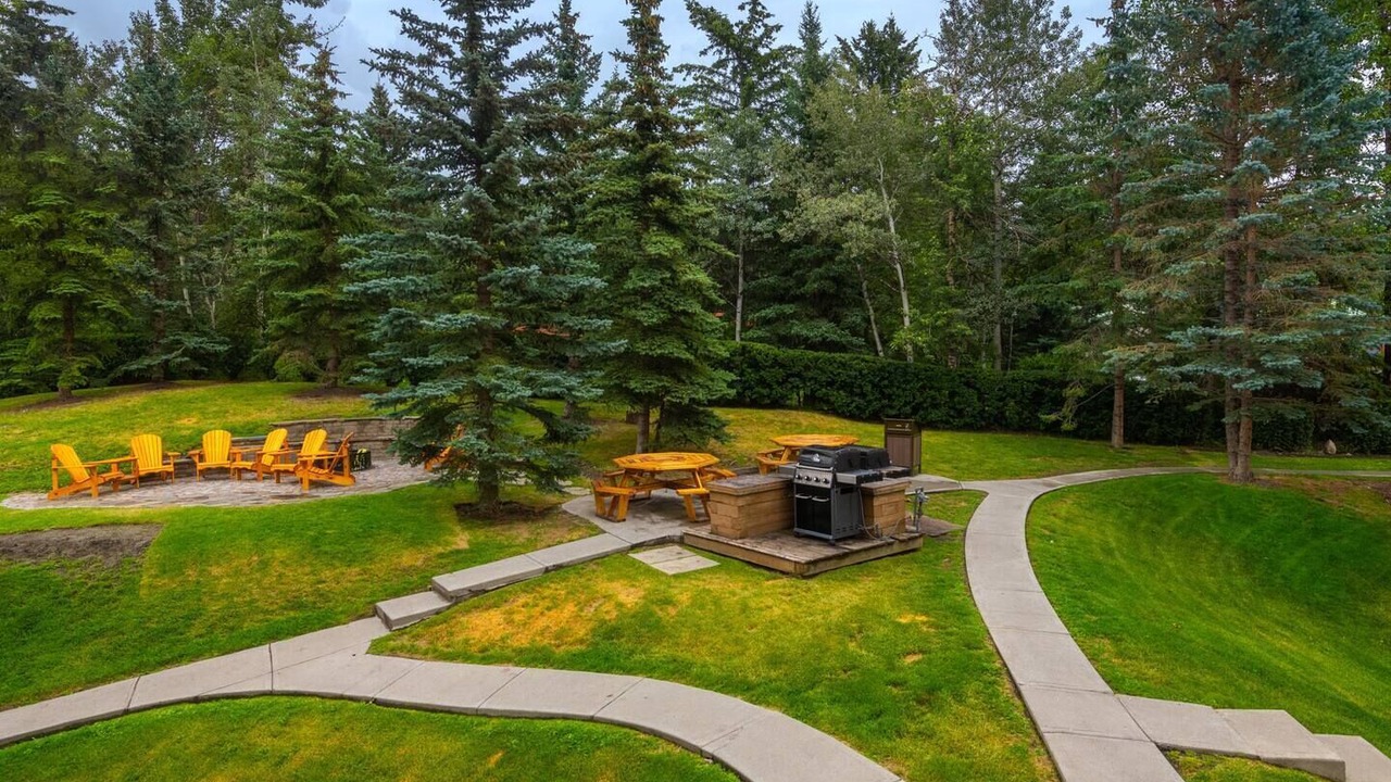 Photo of Outdoor in Harvie Heights