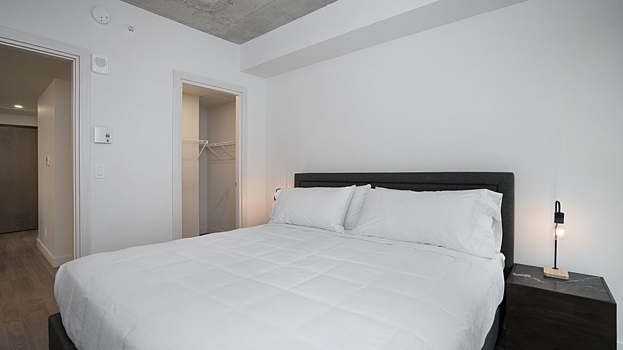 Photo of Bedroom in Quartier des Spectacles