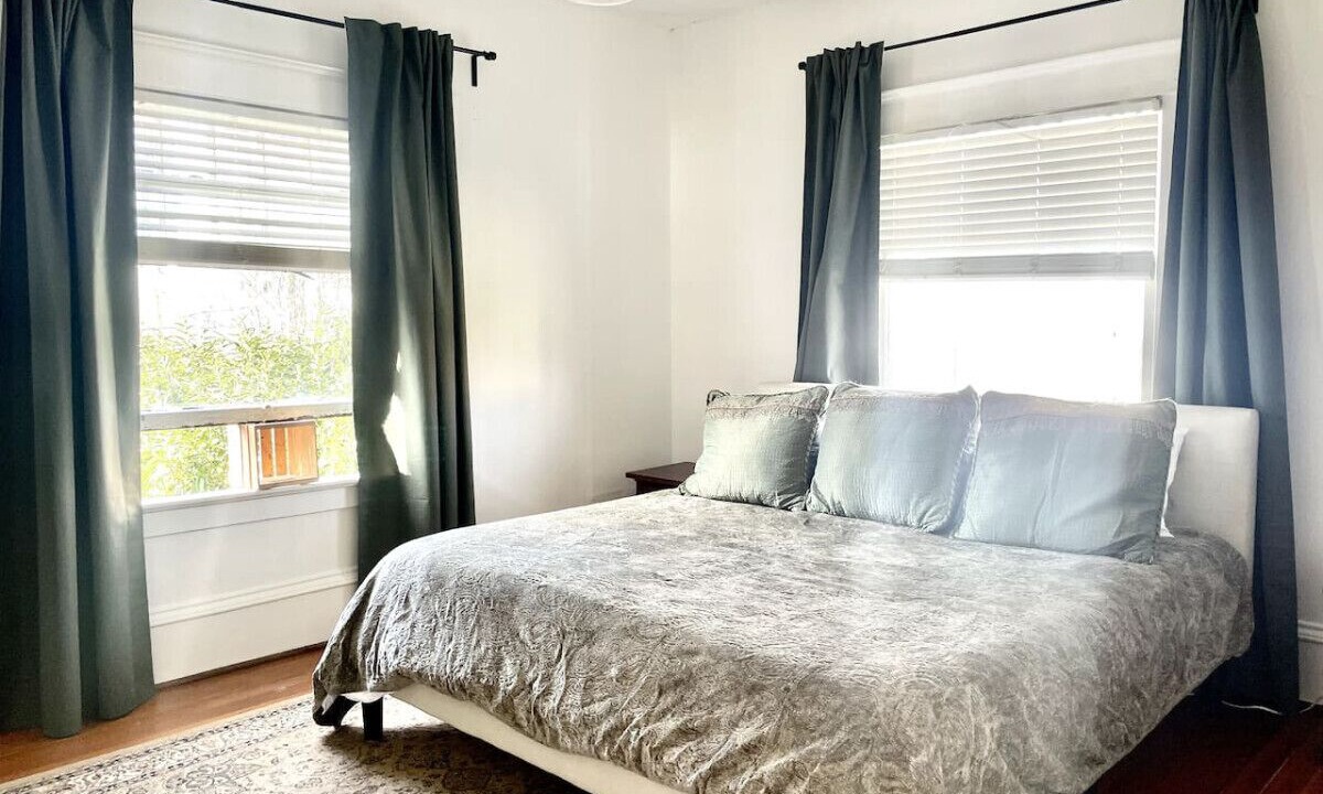 Photo of Livingroom in Marpole
