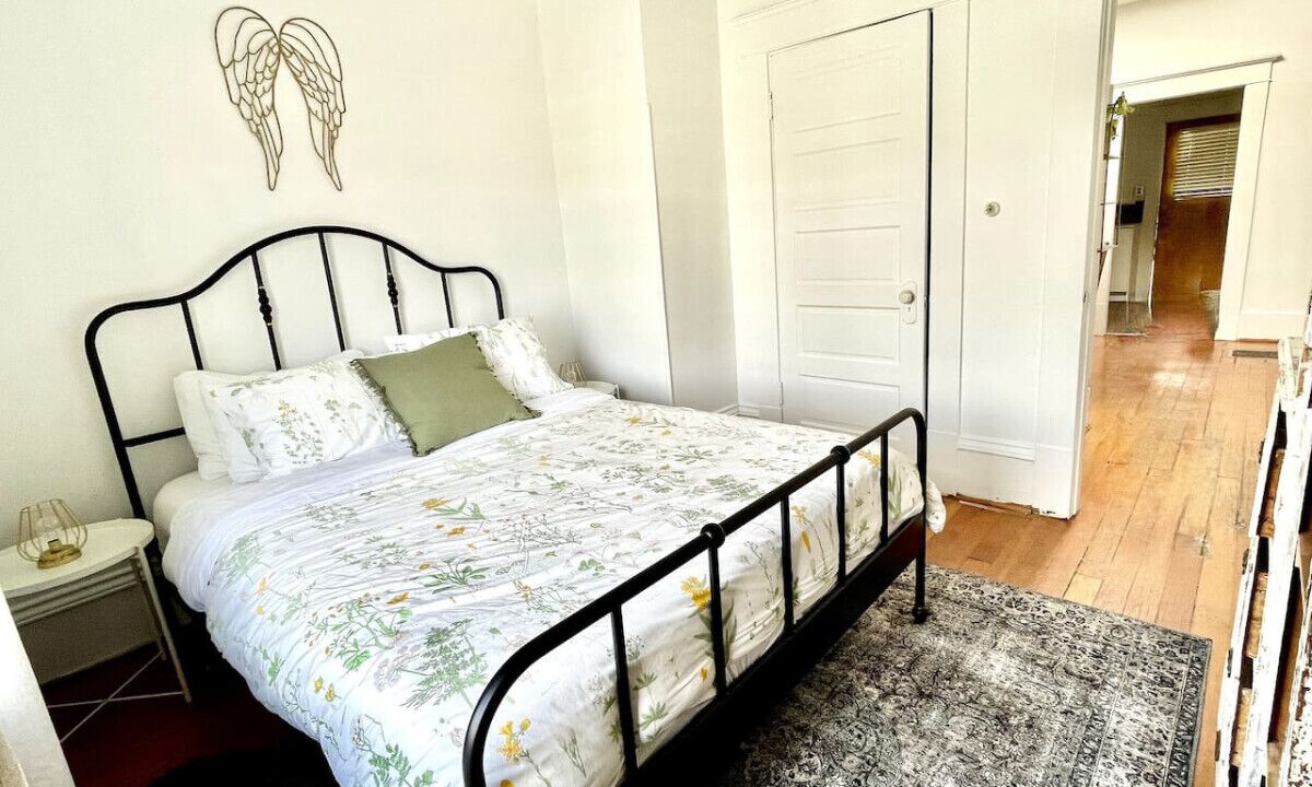 Photo of Bedroom in Marpole