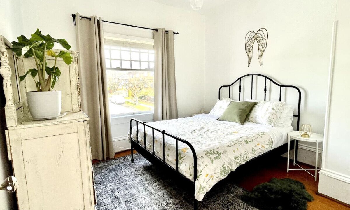Photo of Bedroom in Marpole