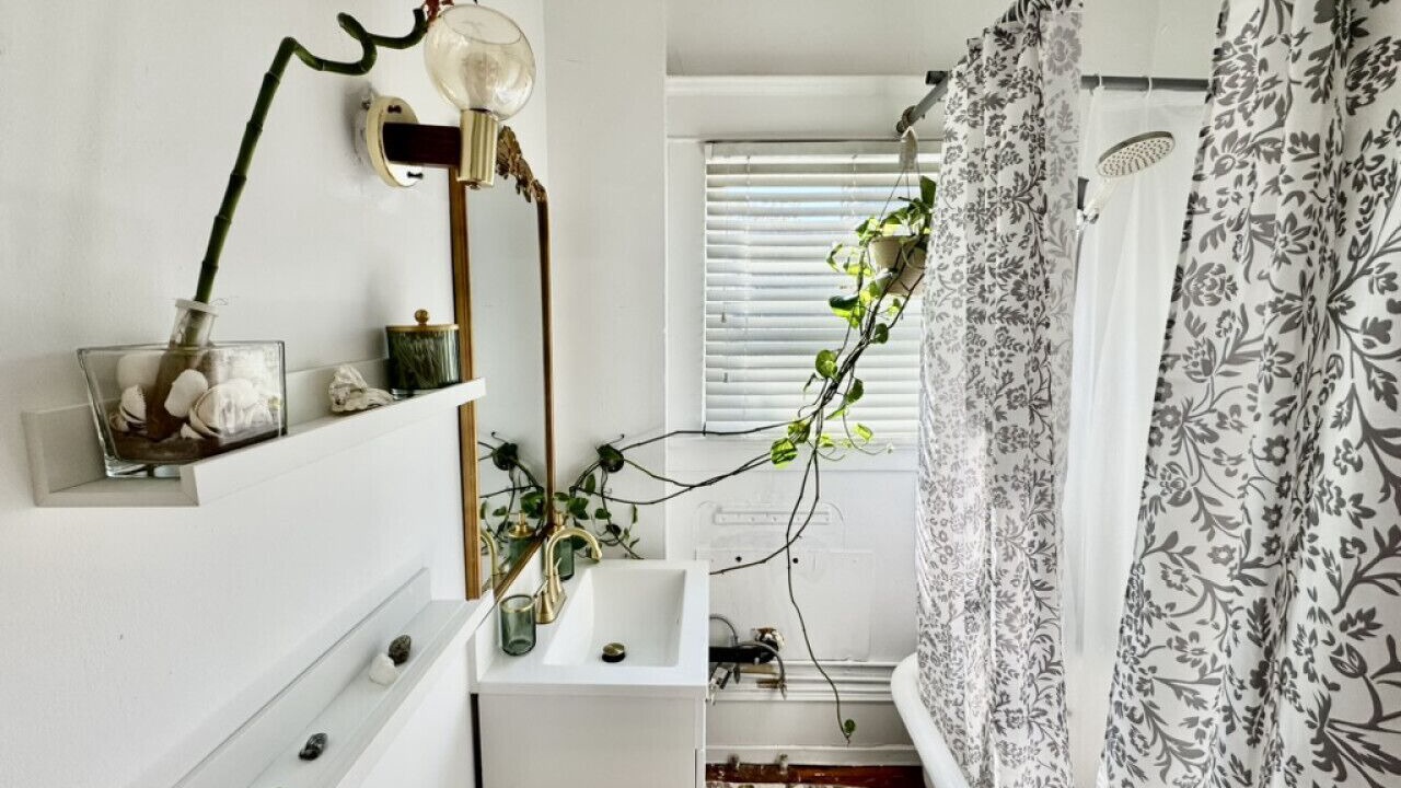 Photo of Bathroom in Marpole