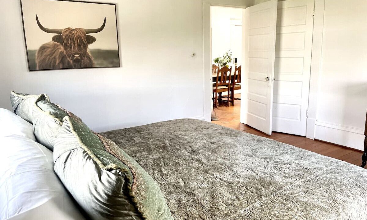 Photo of Livingroom in Marpole