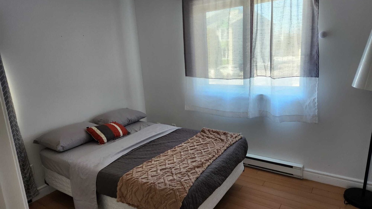 Photo of Bedroom in Lachenaie