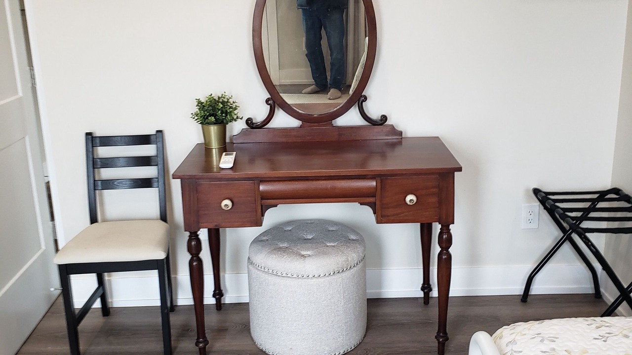 Photo of Bedroom in Beamsville