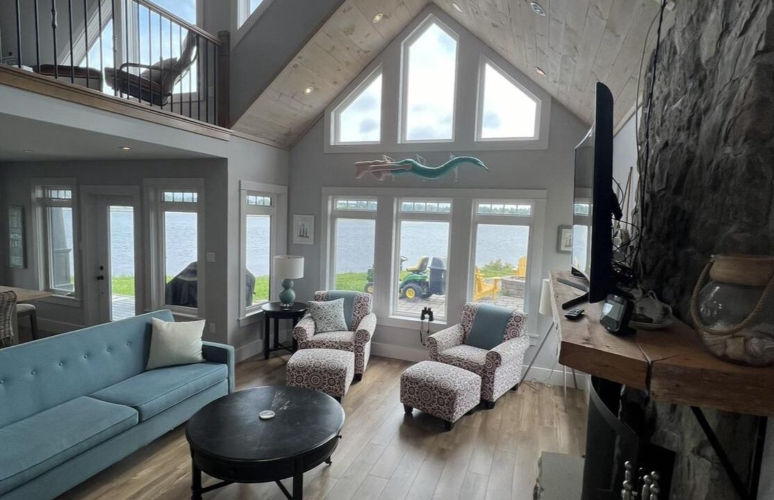 Photo of Livingroom in Lunenburg