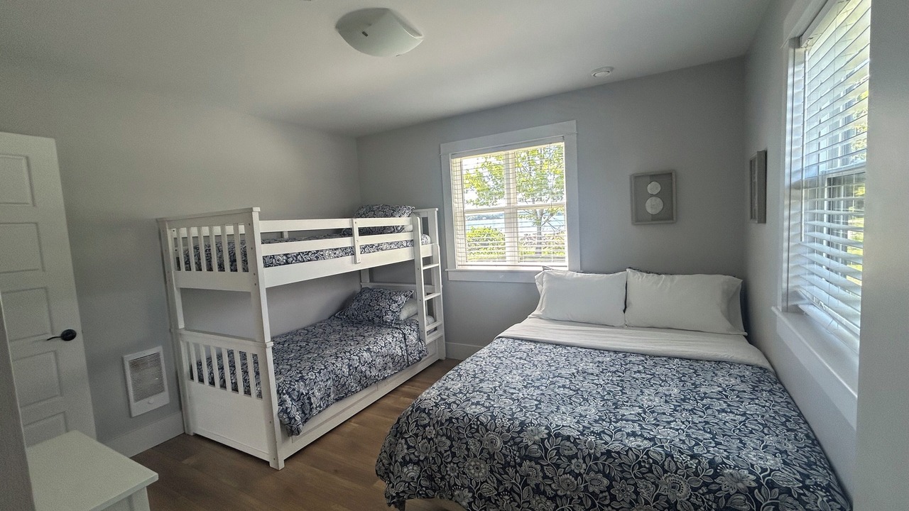 Photo of Bedroom in Lunenburg