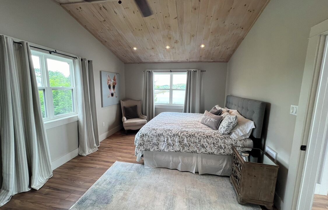 Photo of Bedroom in Lunenburg