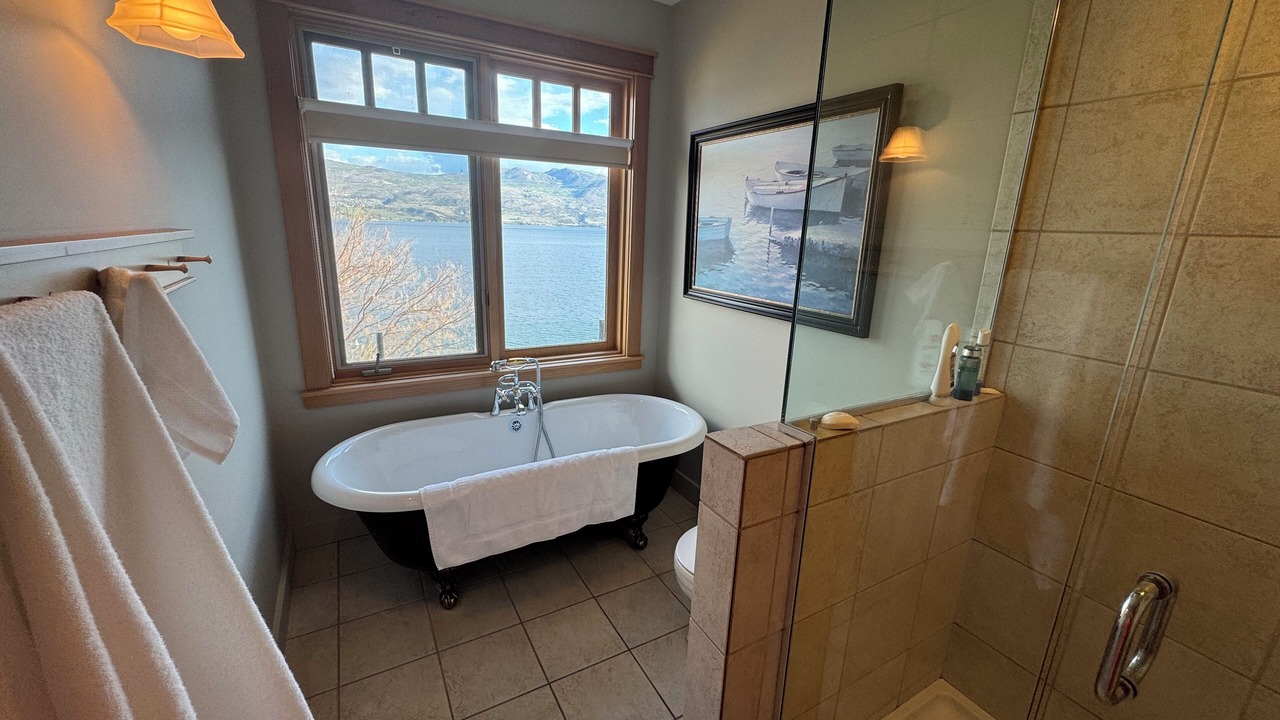 Photo of Bathroom in Central Okanagan