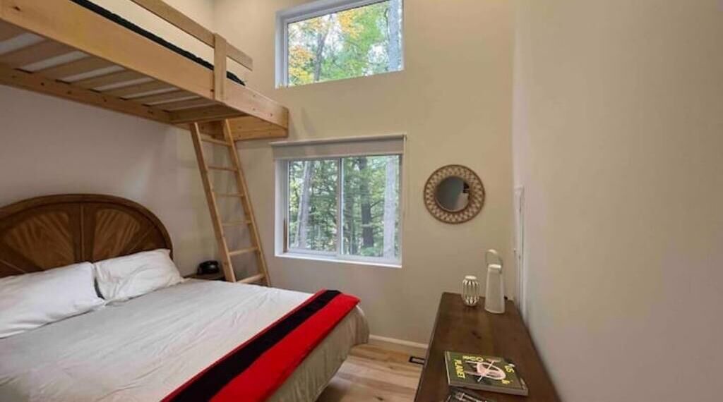 Photo of Bedroom in Algonquin Highlands