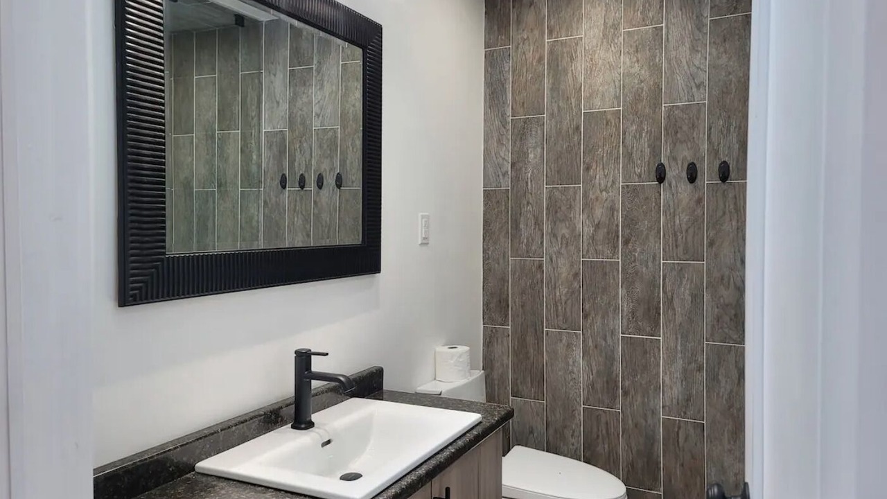 Photo of Bathroom in Alcona