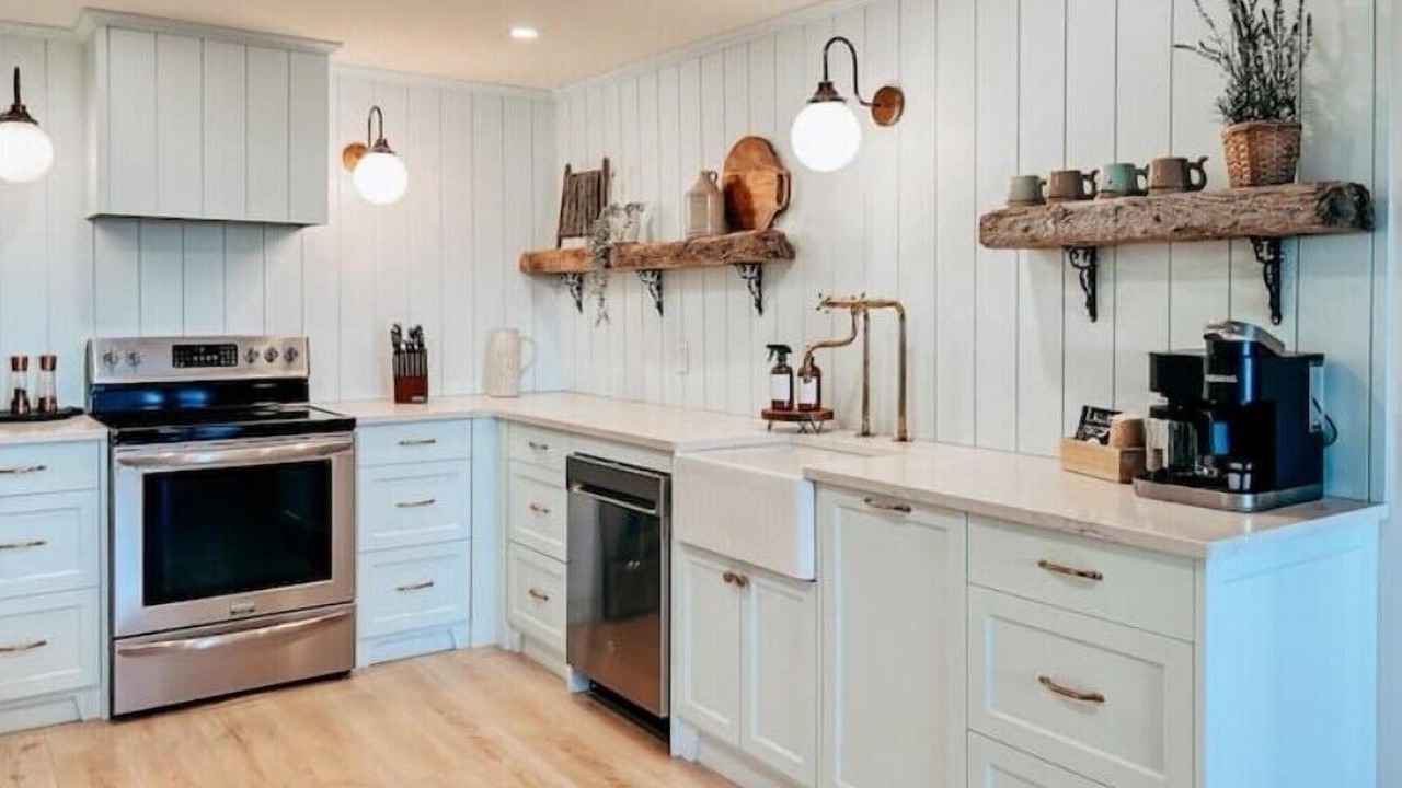Photo of Kitchen in Port Maitland