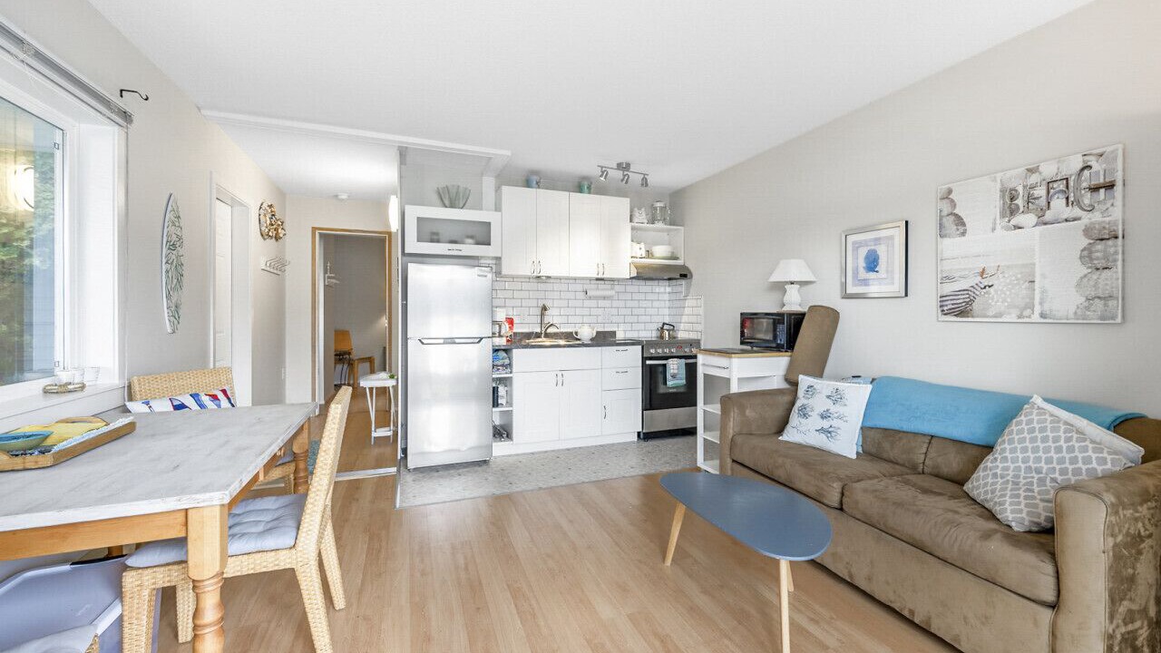 Photo of Livingroom in Central Okanagan