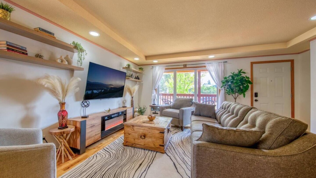 Photo of Bedroom in East Kootenay
