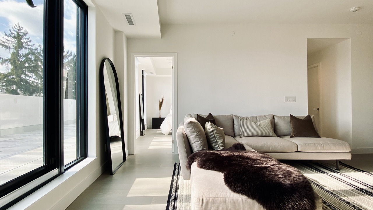 Photo of Livingroom in Etobicoke