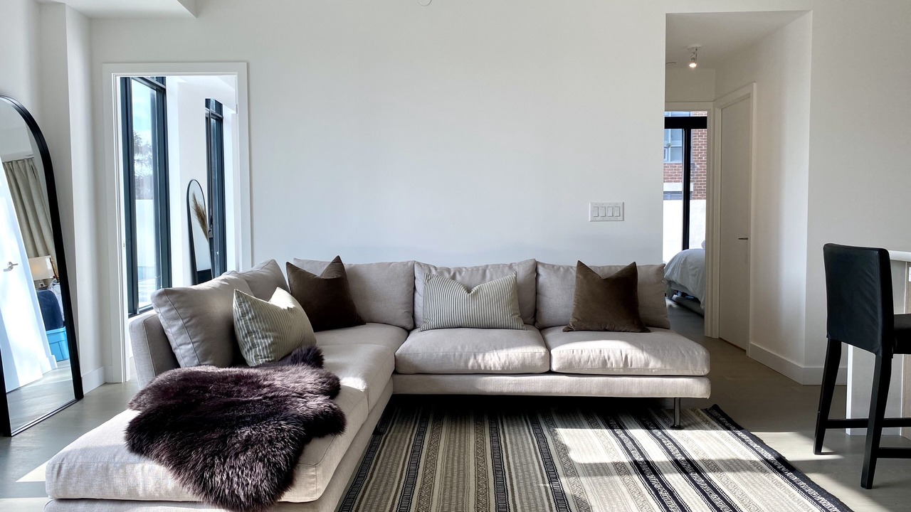 Photo of Livingroom in Lambton