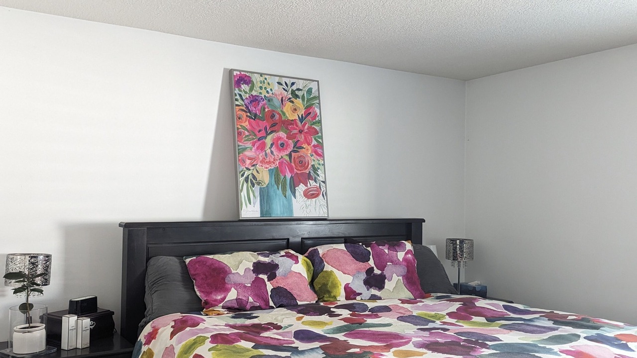 Photo of Bedroom in Canyon Meadows
