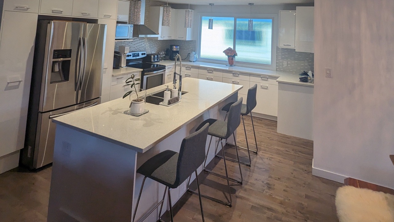 Photo of Kitchen in Canyon Meadows