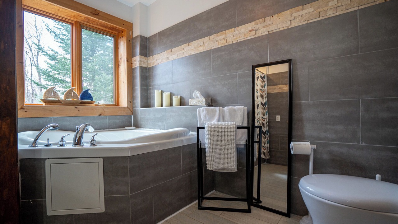 Photo of Bathroom in Val-des-Lacs