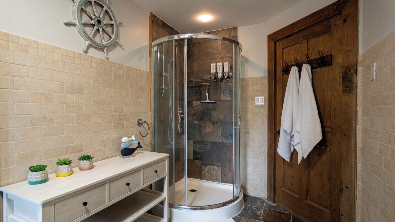 Photo of Bathroom in Val-des-Lacs