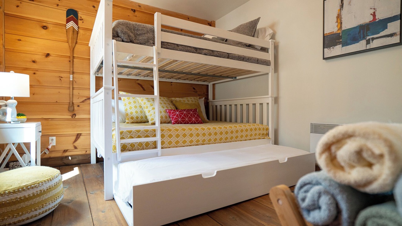 Photo of Bedroom in Val-des-Lacs