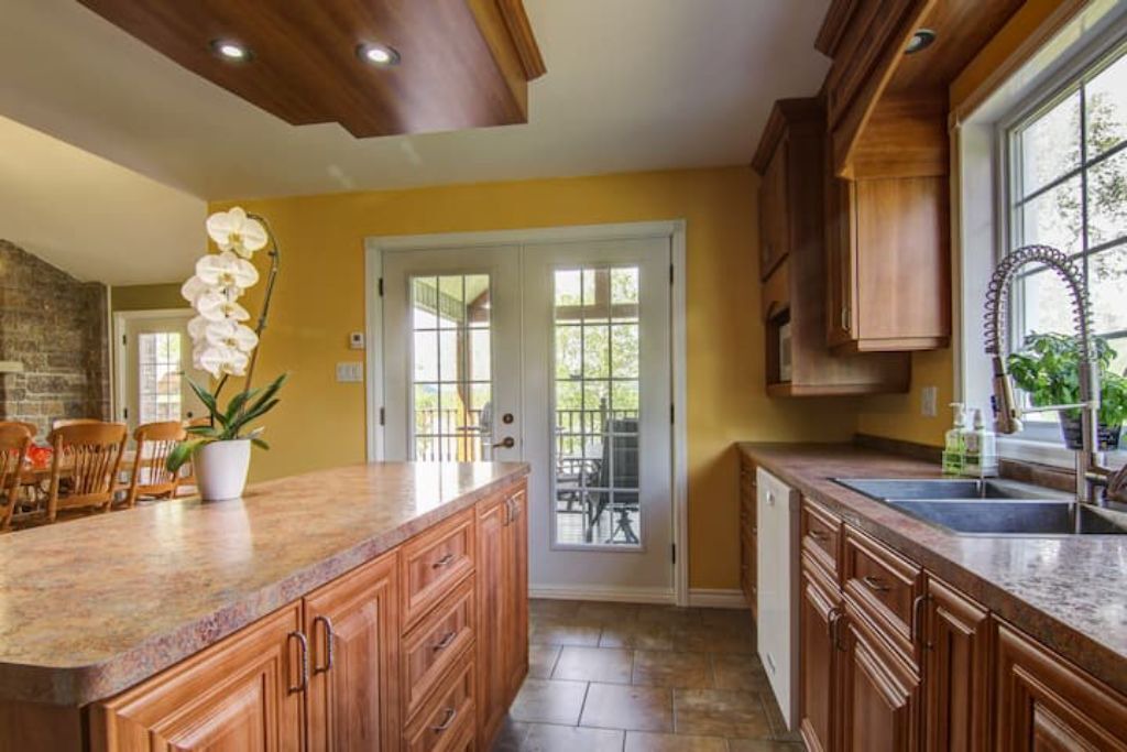 Photo of Kitchen in Saint-David-de-Falardeau