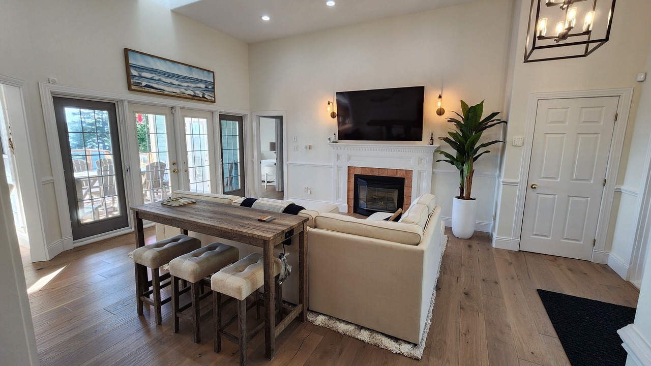 Photo of Livingroom in Halifax County