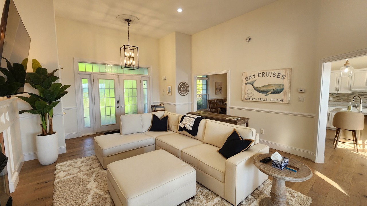 Photo of Livingroom in Halifax County