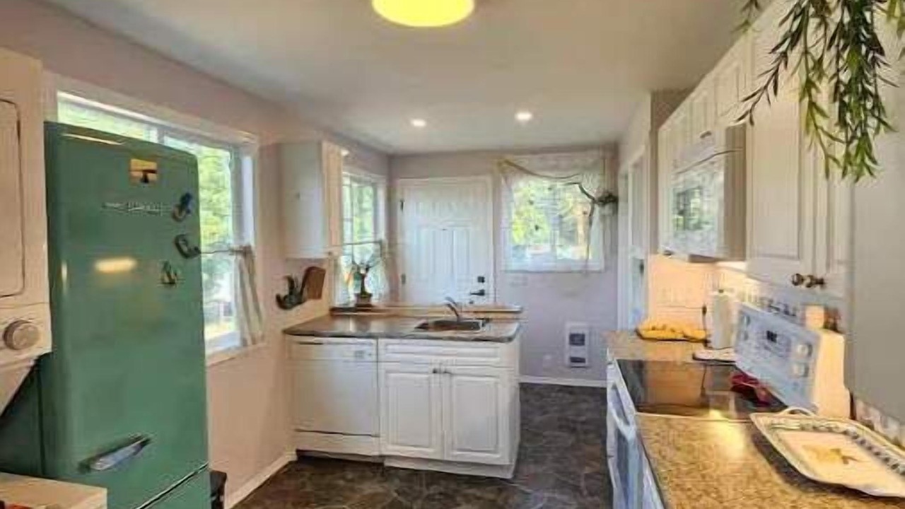 Photo of Kitchen in Chemainus