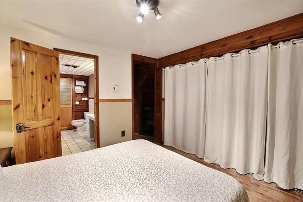 Photo of Bedroom in Morin Heights