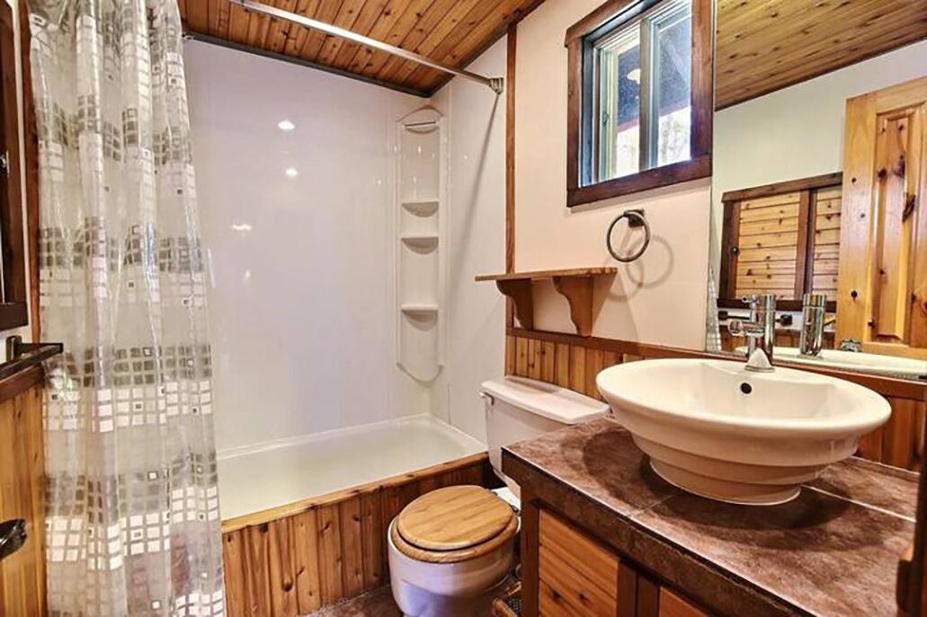 Photo of Bathroom in Morin Heights