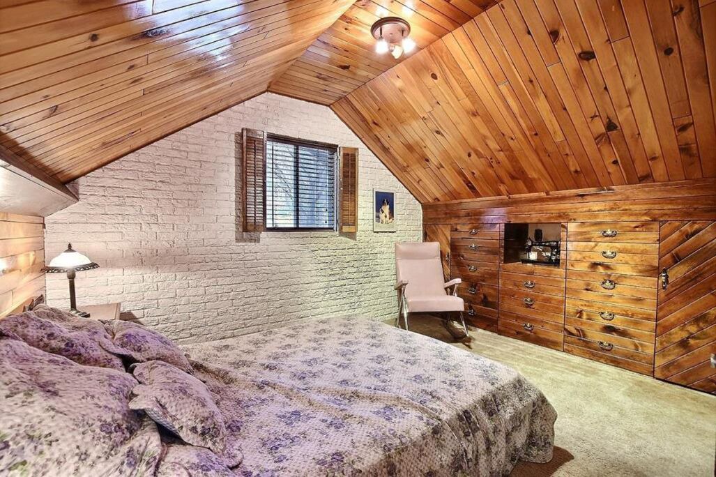 Photo of Bedroom in Morin Heights