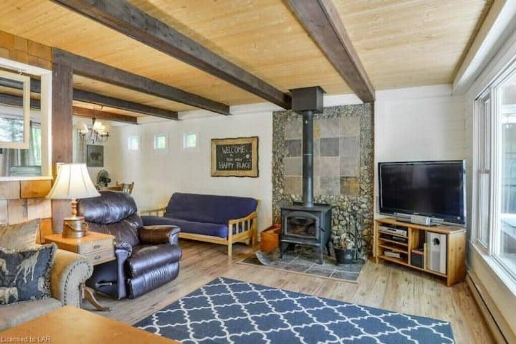 Photo of Livingroom in Armour