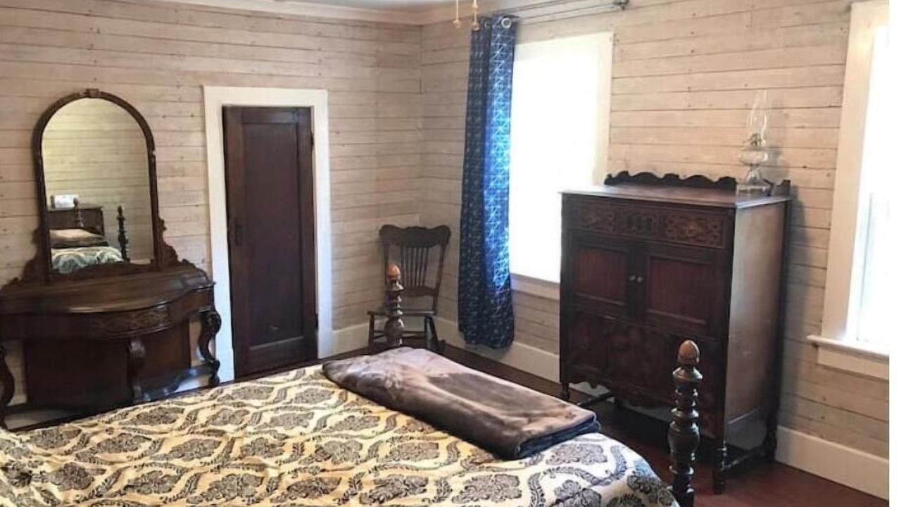 Photo of Bedroom in Newfoundland