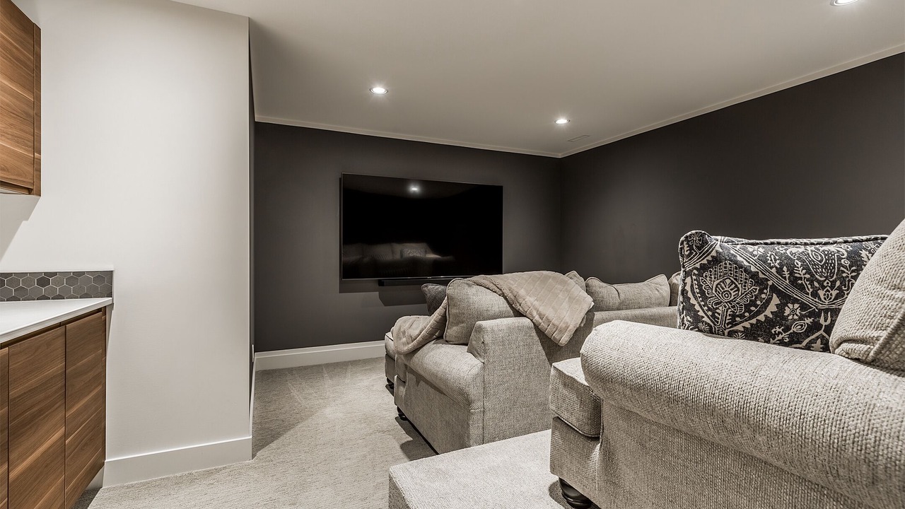 Photo of Livingroom in South Lethbridge