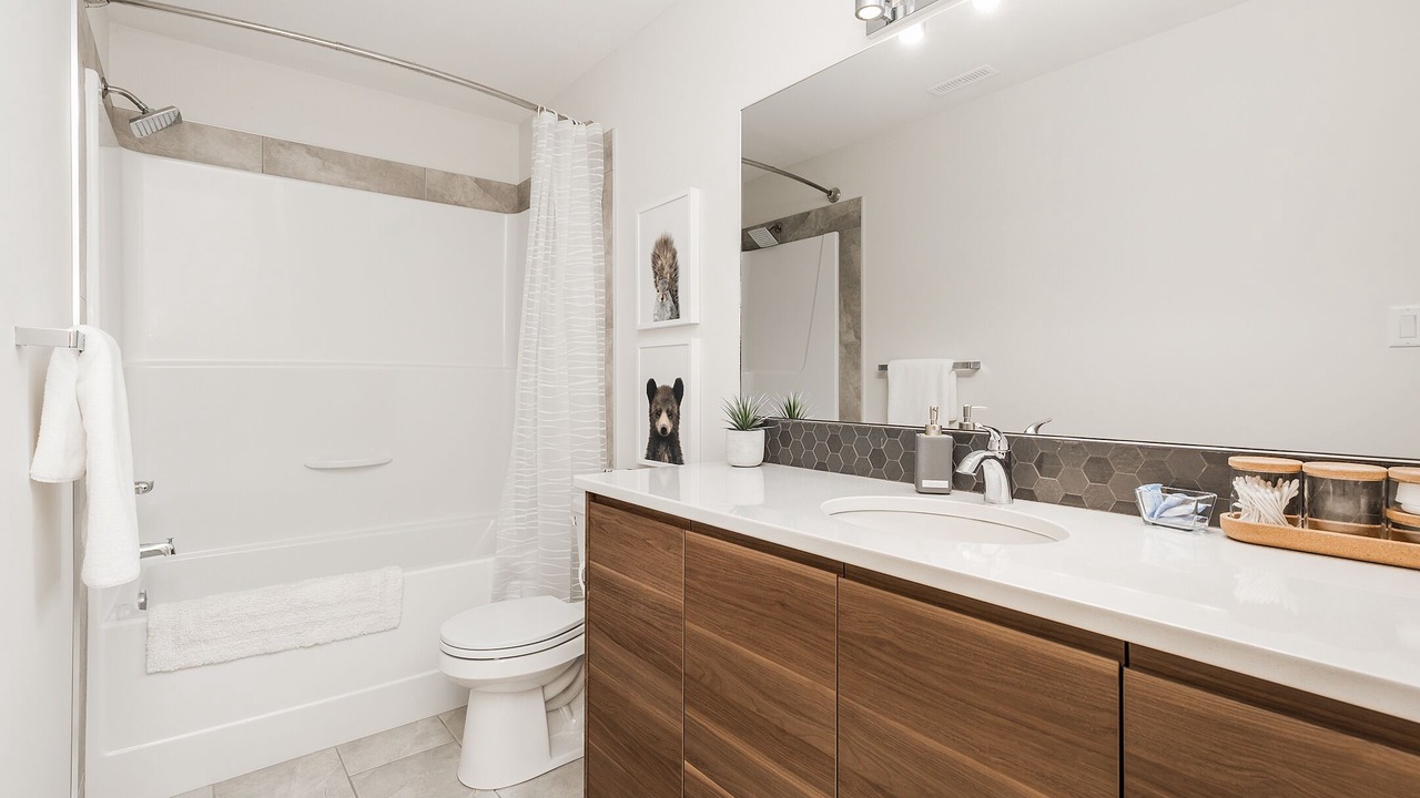 Photo of Bathroom in South Lethbridge
