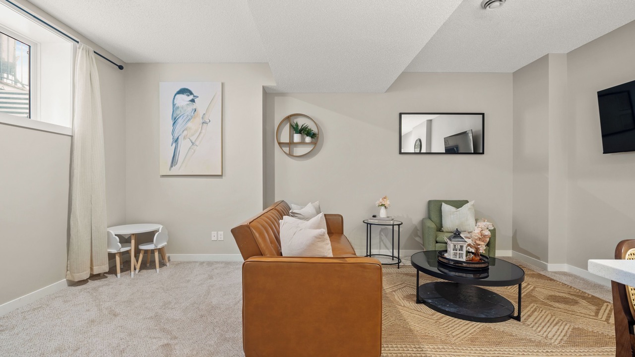 Photo of Livingroom in Cochrane