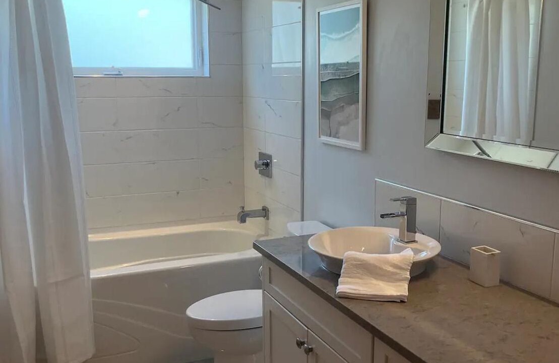 Photo of Bathroom in Courtenay