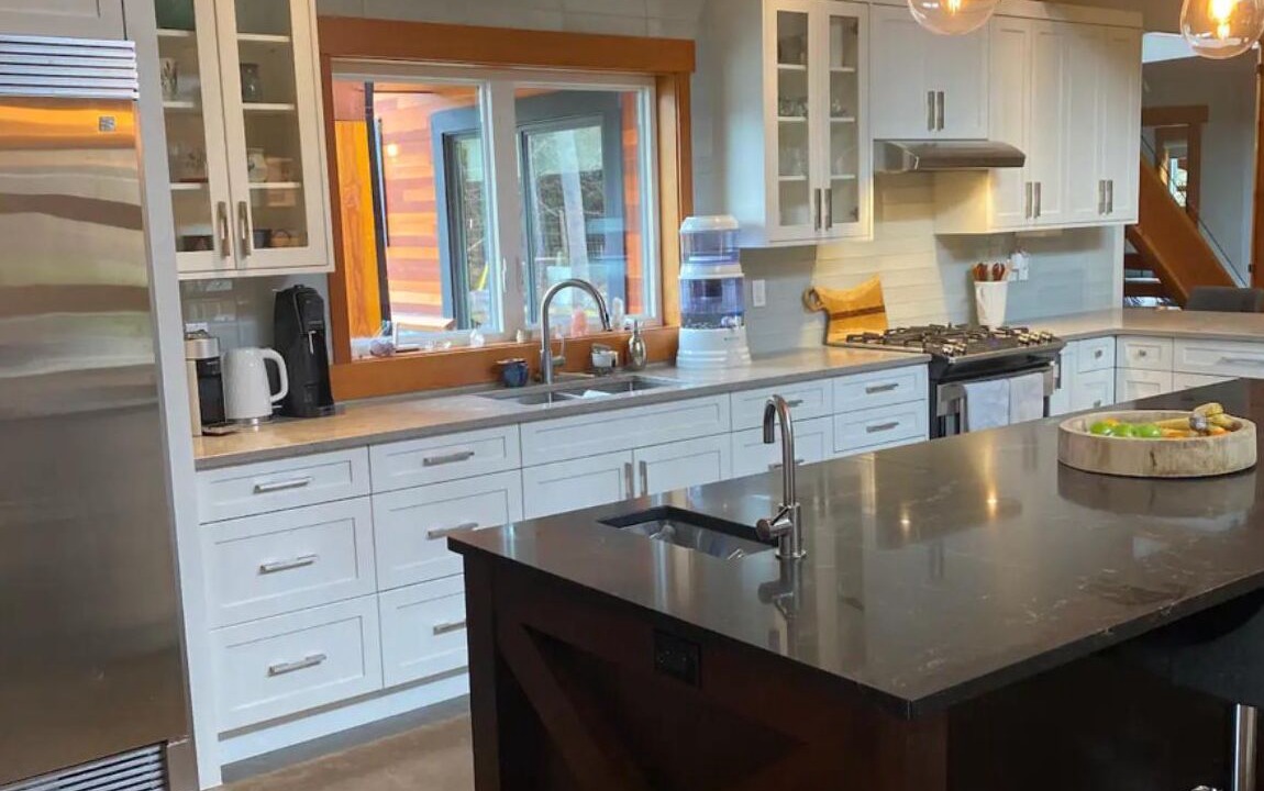 Photo of Kitchen in Courtenay