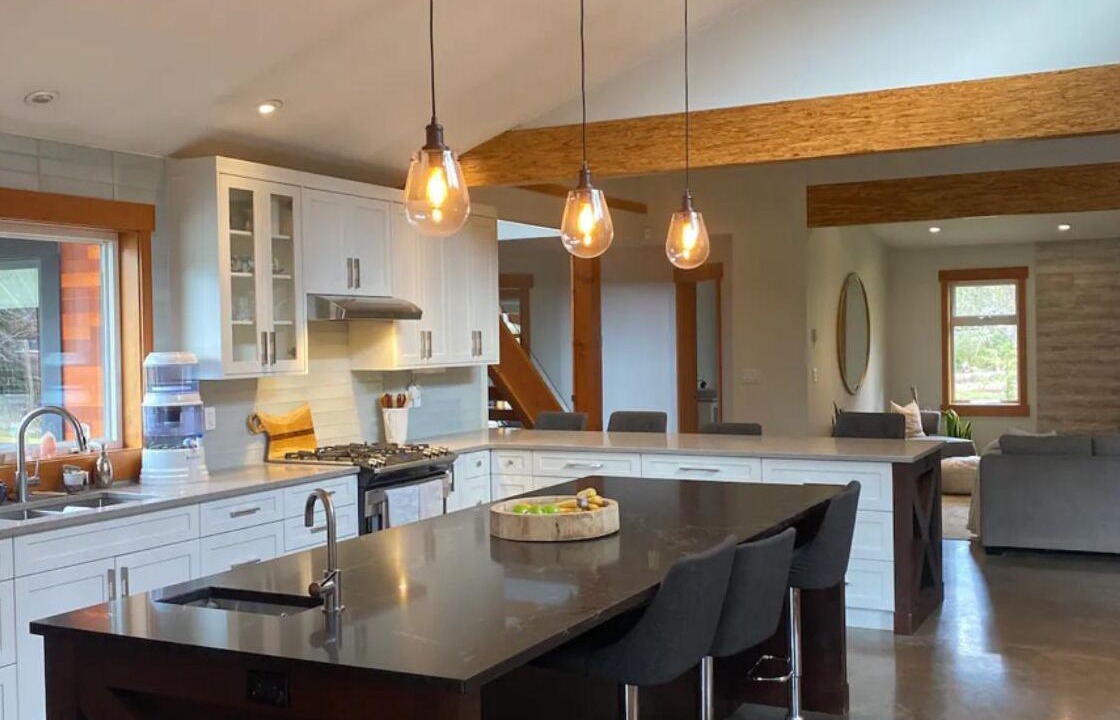 Photo of Kitchen in Courtenay
