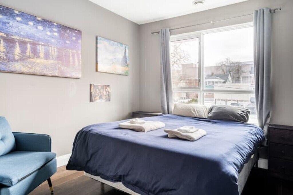 Photo of Bedroom in Downtown