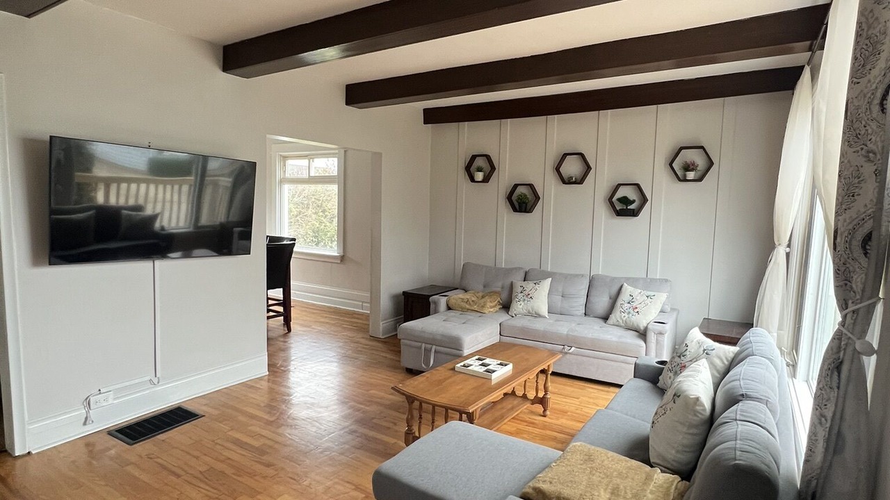 Photo of Livingroom in Meaford