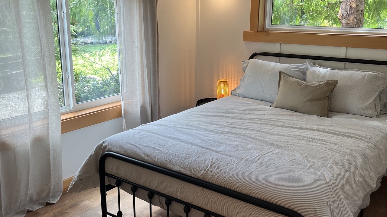 Photo of Bedroom in Mansons Landing