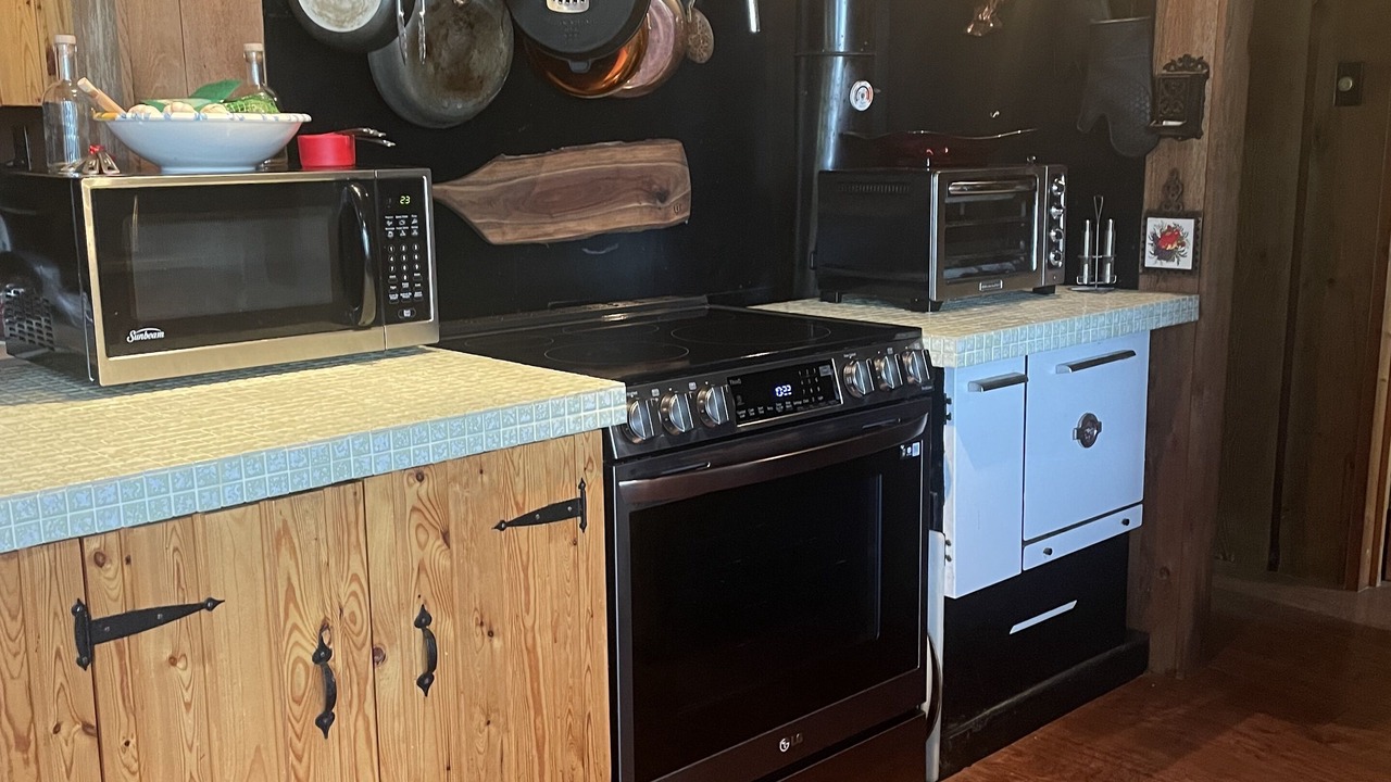 Photo of Kitchen in Baysville