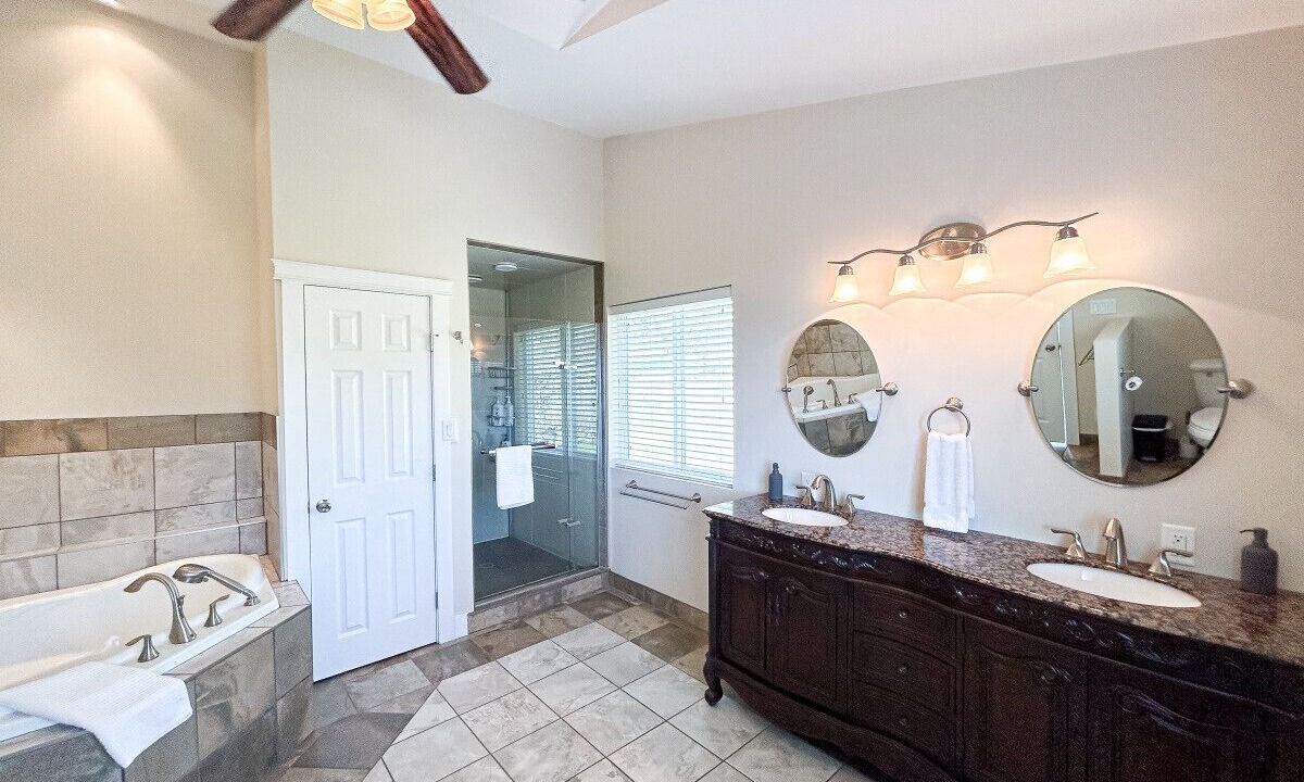 Photo of Bathroom in Okanagan-Similkameen
