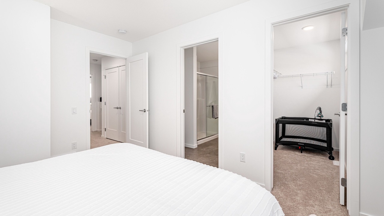 Photo of Bedroom in Leduc County